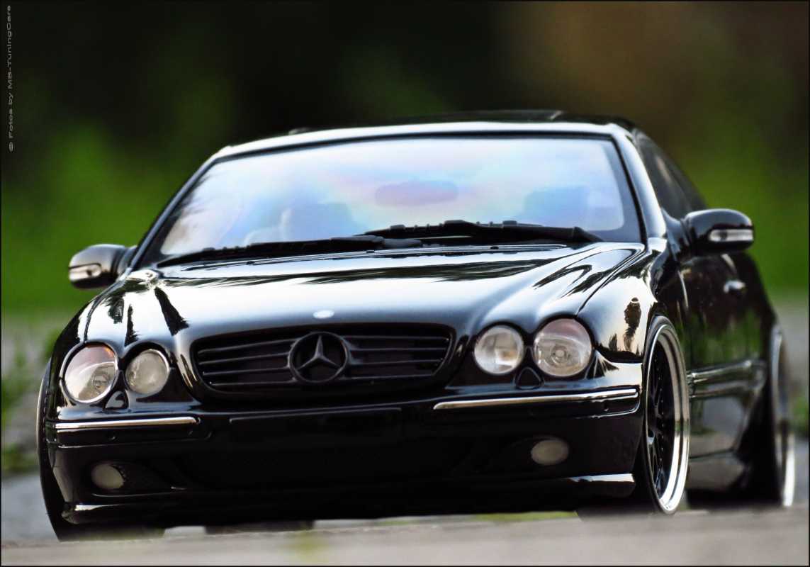 1:18 Mercedes Benz CL 600 V12 C215 Black Edition / BBS LM HMC inkl. Vitrine PVC